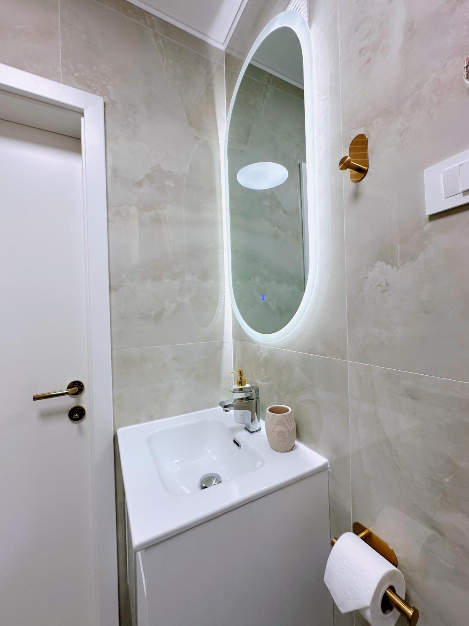 Luxury Apartment Ames Rijeka Bagian luar foto